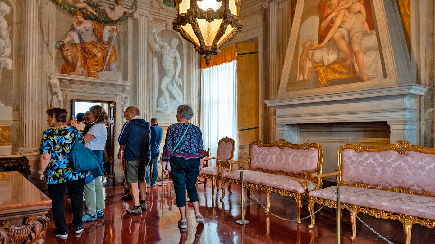 Visita Villa Godi Malinverni ascoltando i file Archivio Orale